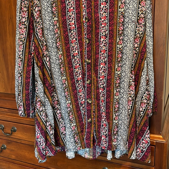 Natural Life - Women’s Button Up Dress.  Size : L.  Only worn once!  Like New!! - Picture 4 of 6